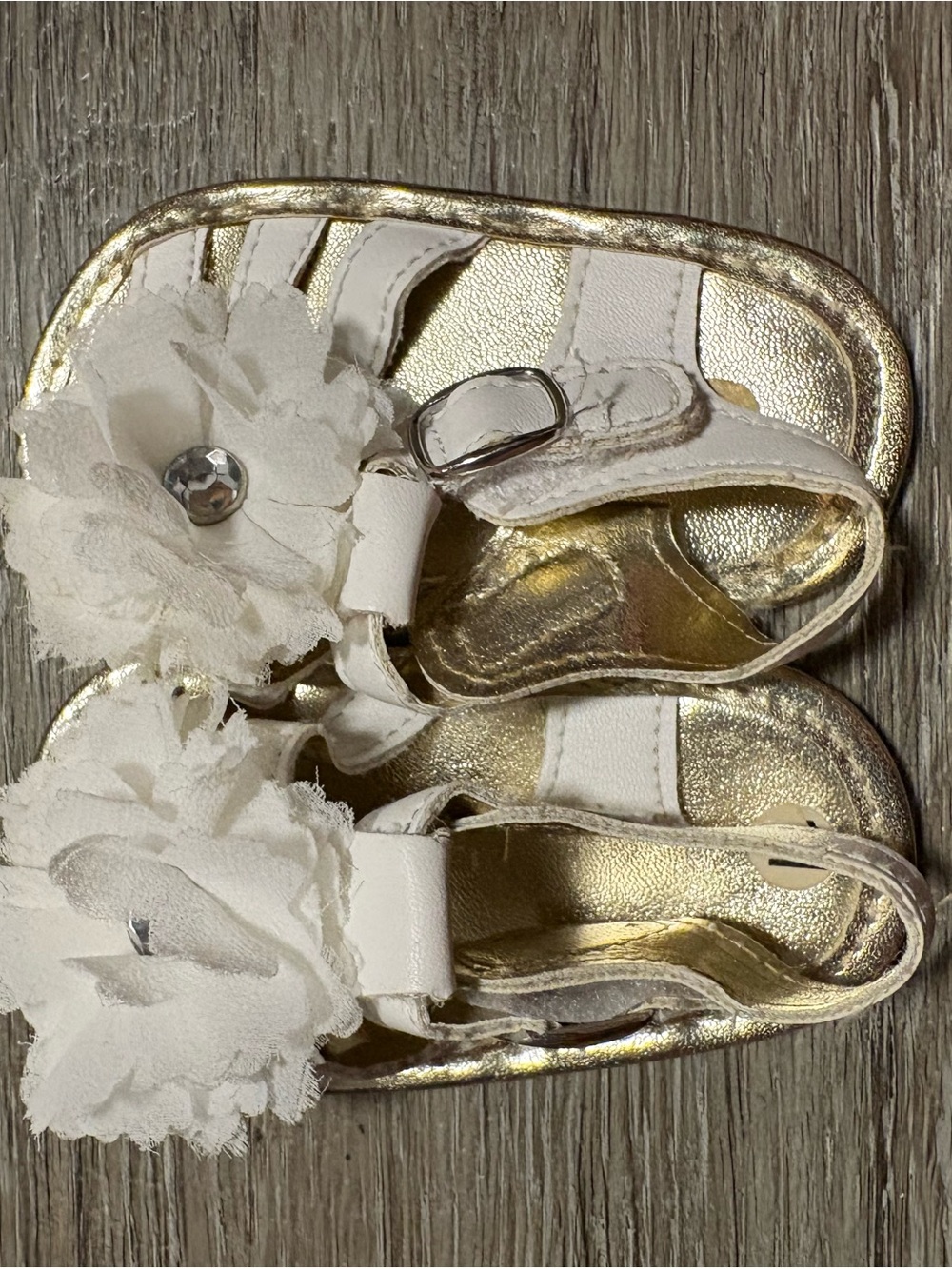 Girls White Floral Strap Sandals with Gold Insole